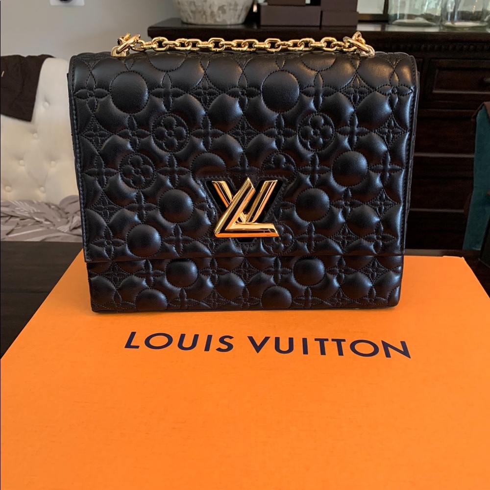 Louis Vuitton GM twist/limited edition